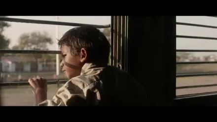 Trailer thumbnail