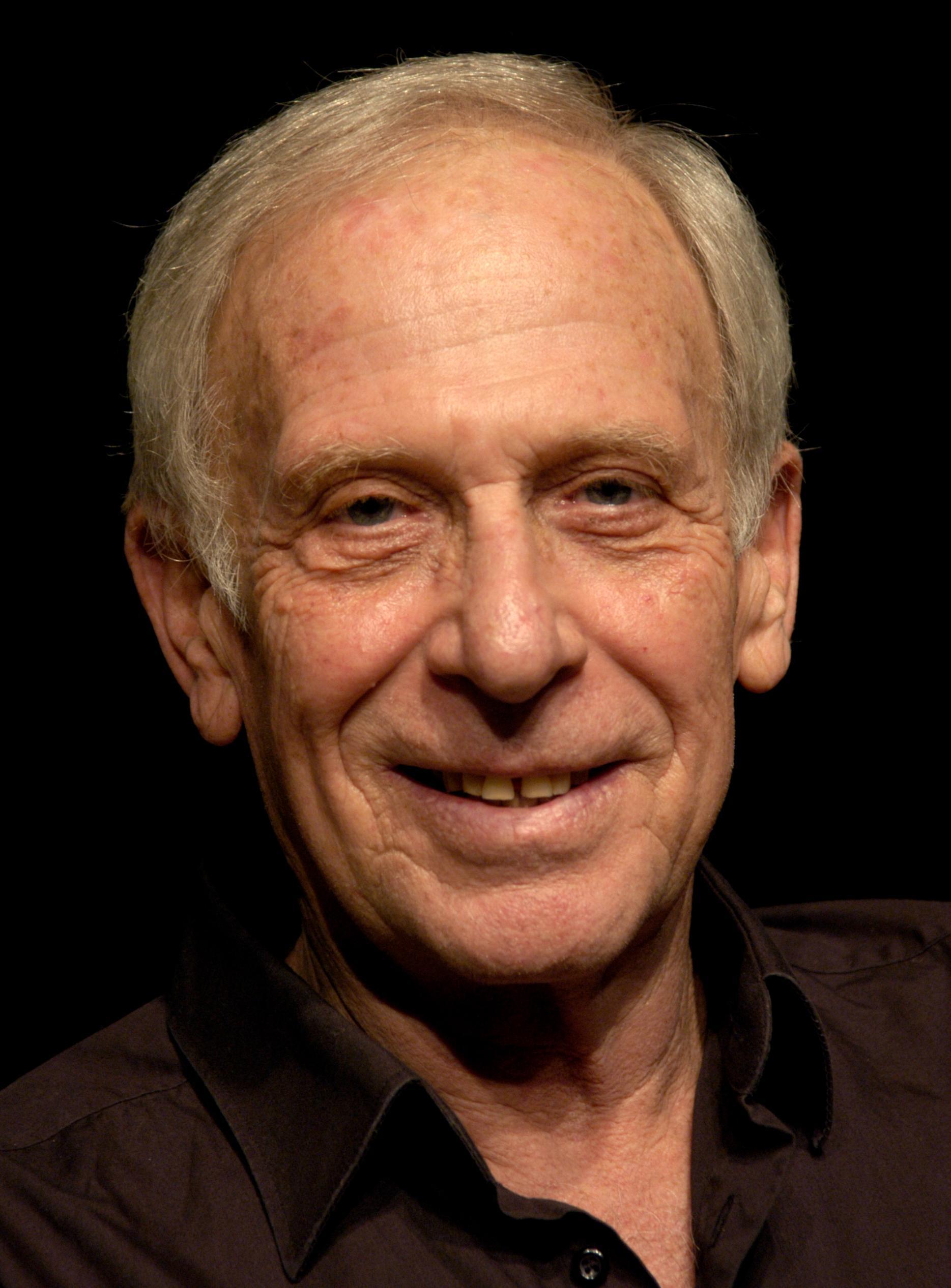 actor Alexander Peleg large photo