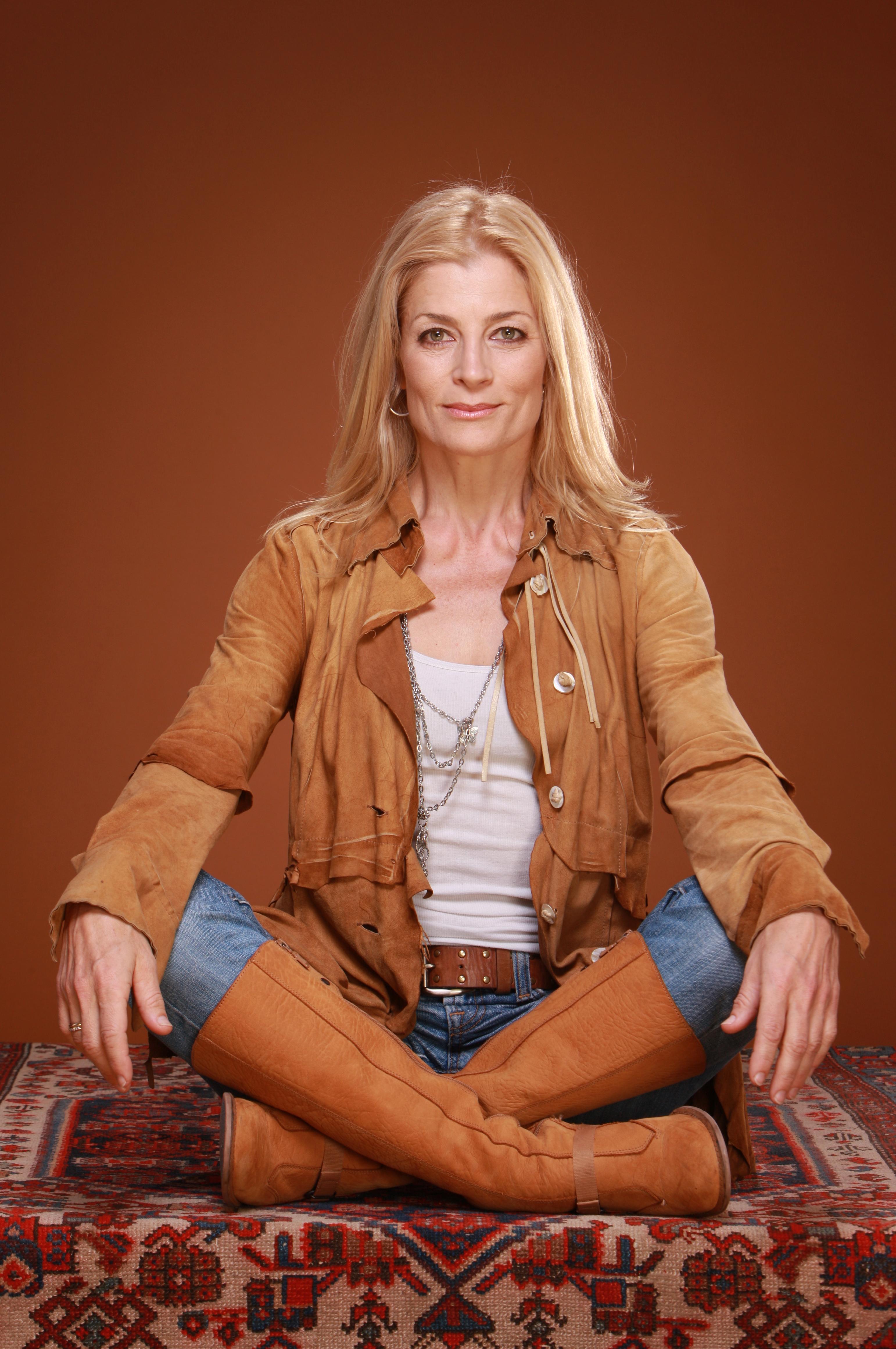 actor Dreya Weber large photo