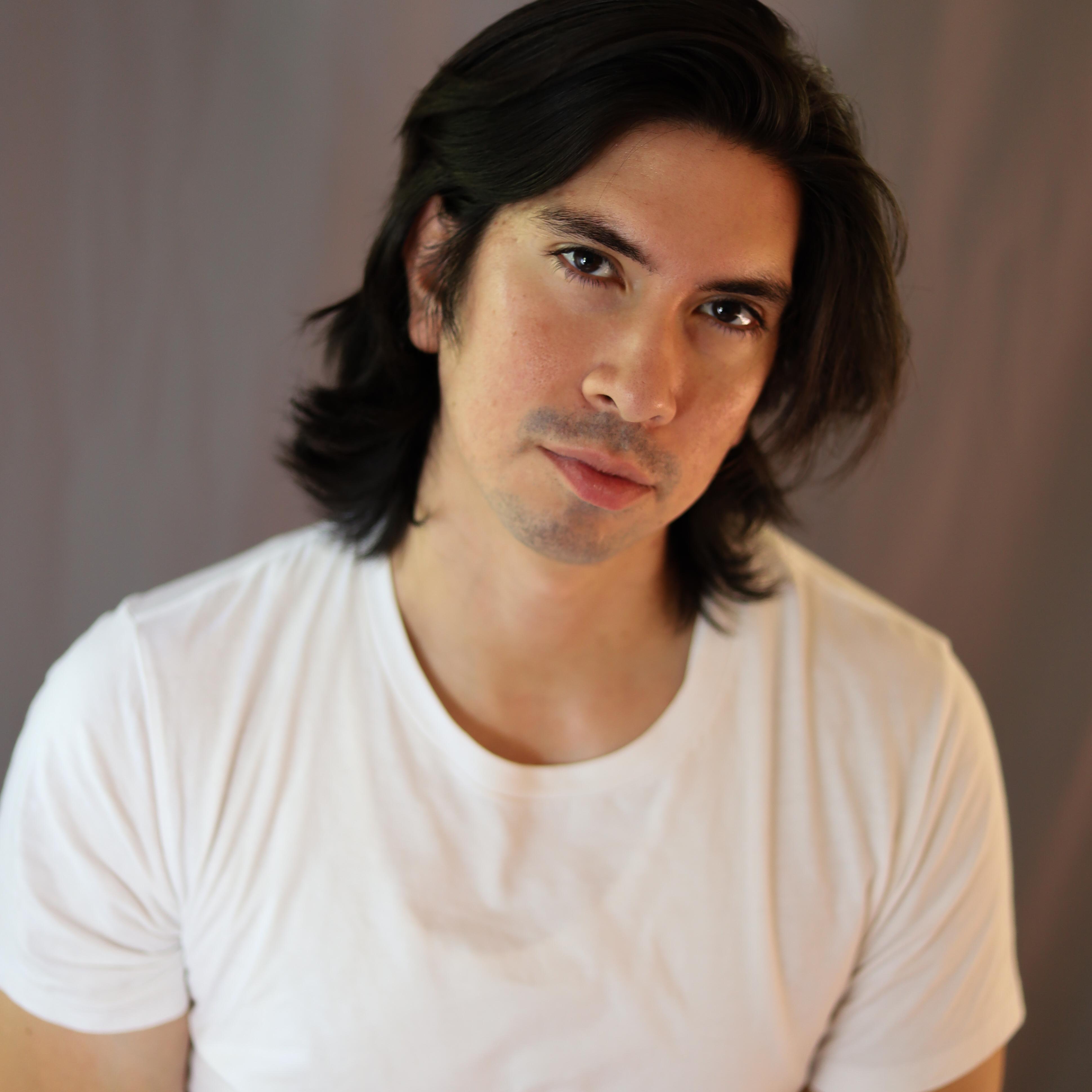 actor RJ Guerra large photo