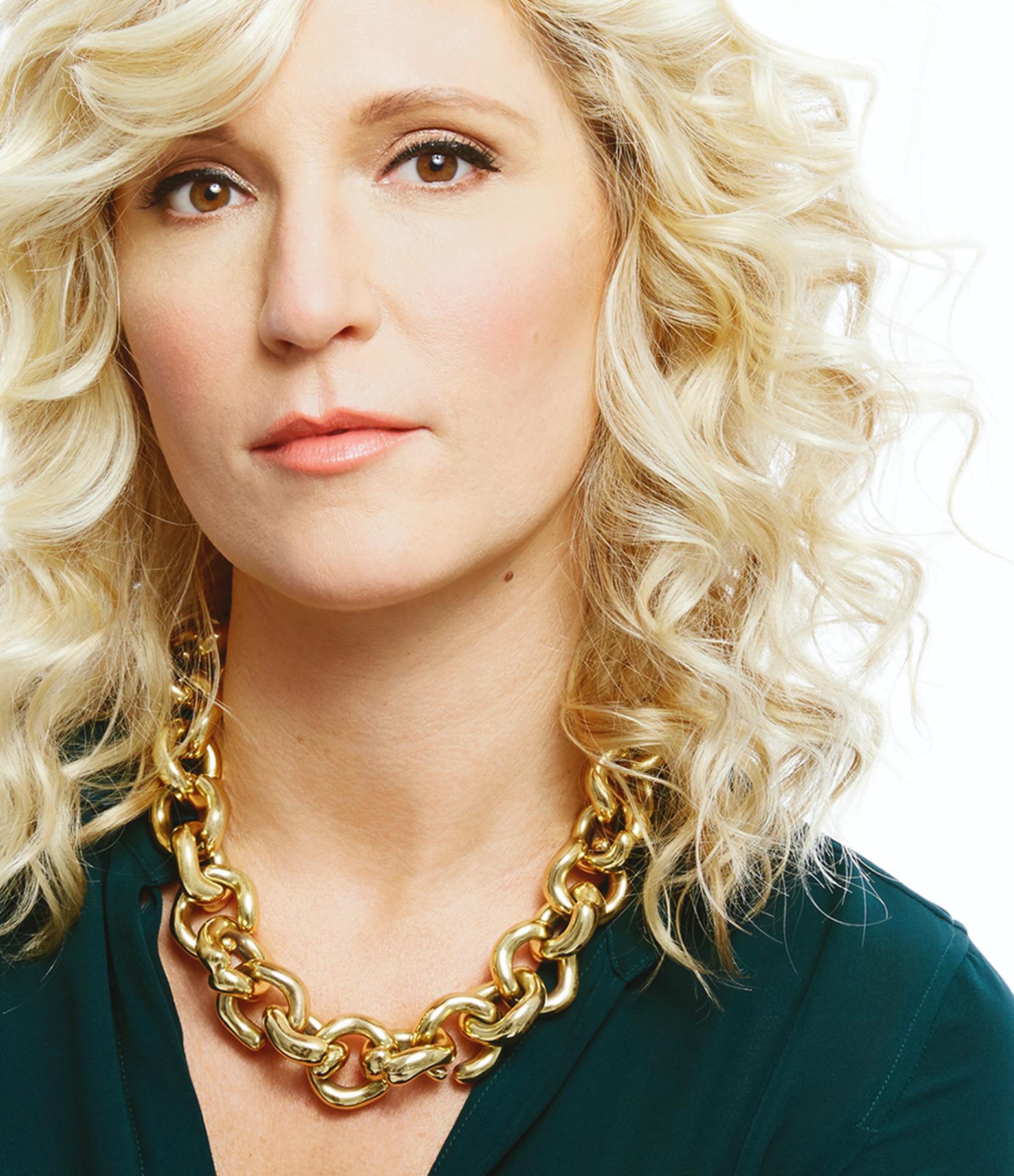 actor Kara Vedder large photo