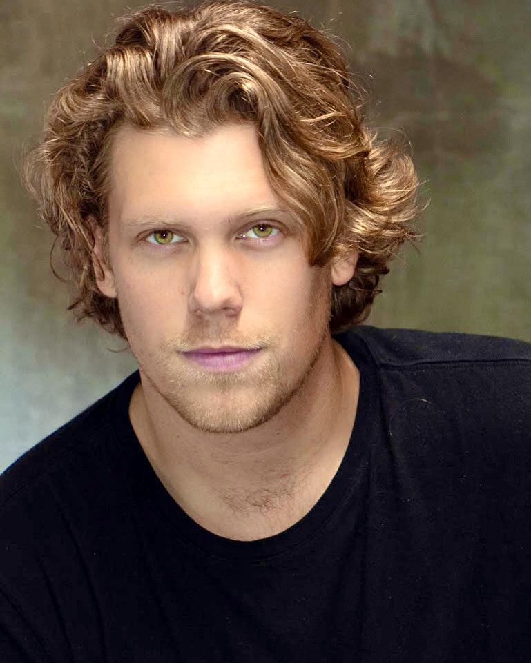 actor Griffin Wade large photo