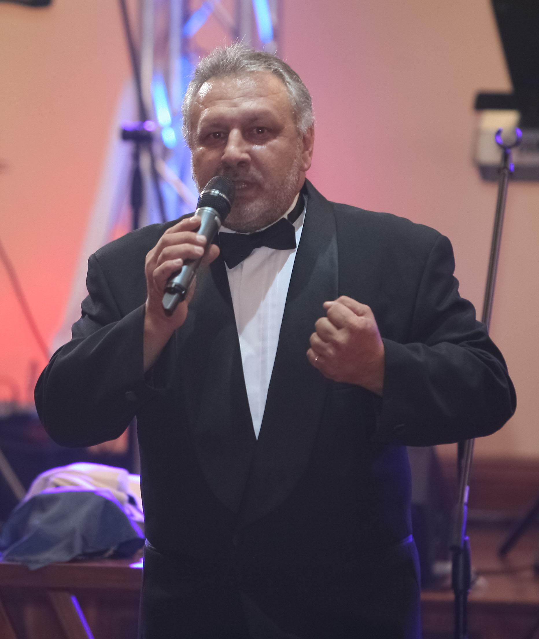 actor William De Vital large photo