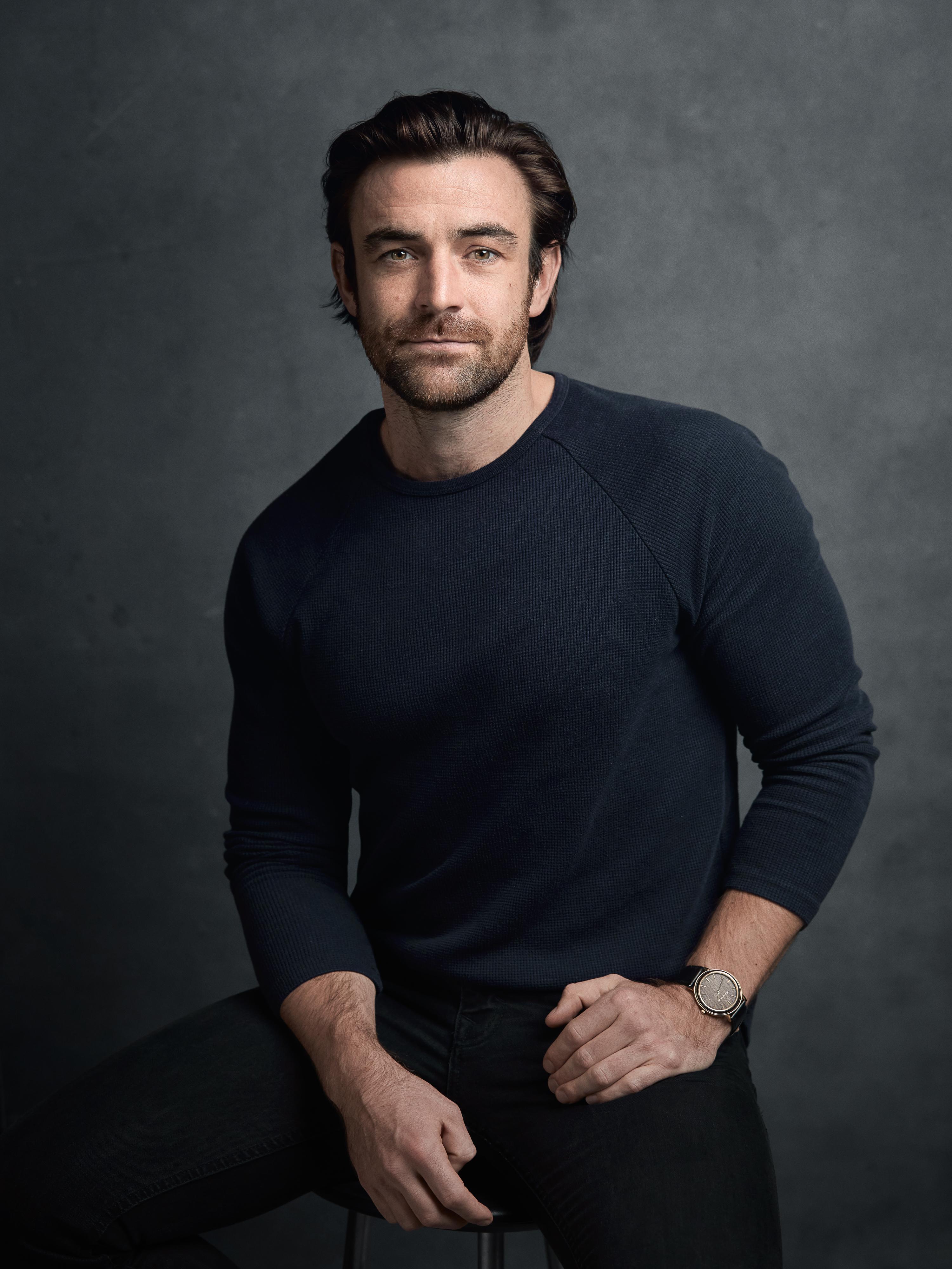 actor Adam Rowland large photo