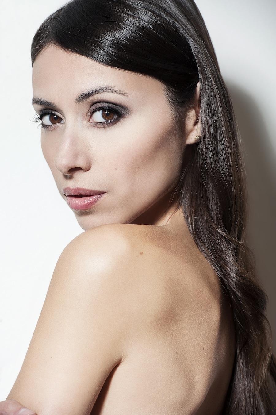 actor Carmen Corral large photo