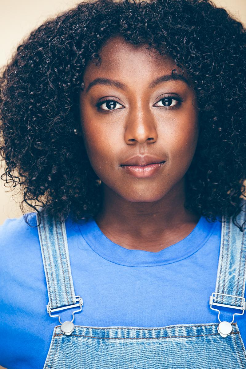 actor Christian Henley large photo