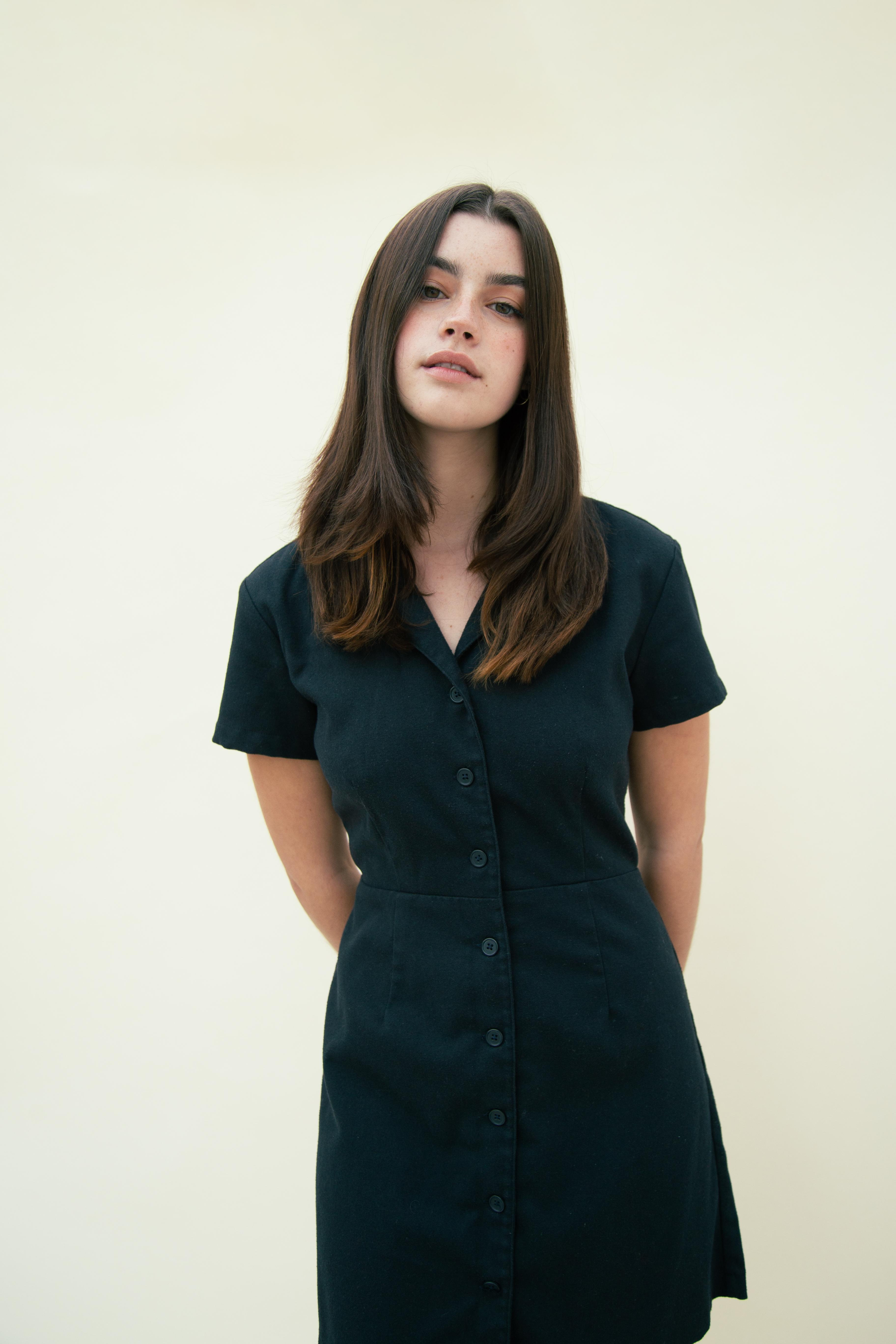 actor Audrey Holcomb large photo