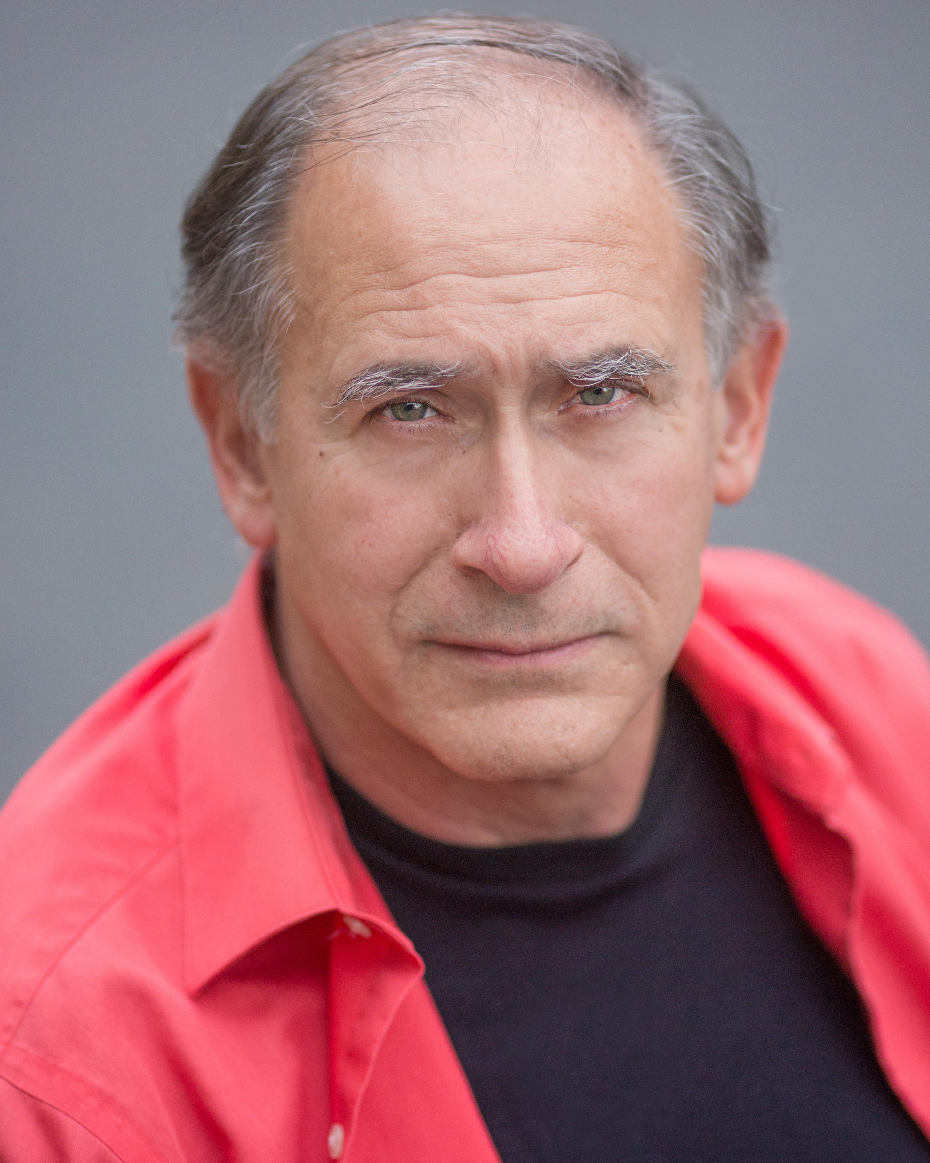 actor Richard Rivera large photo