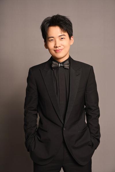 actor Kevin Guo large photo