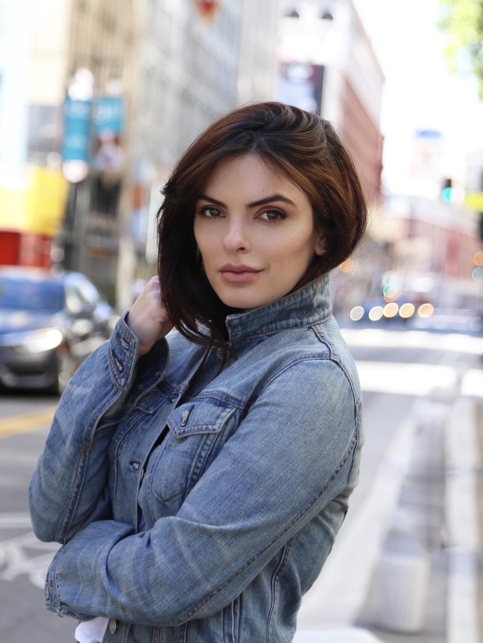 actor Talita Maia large photo