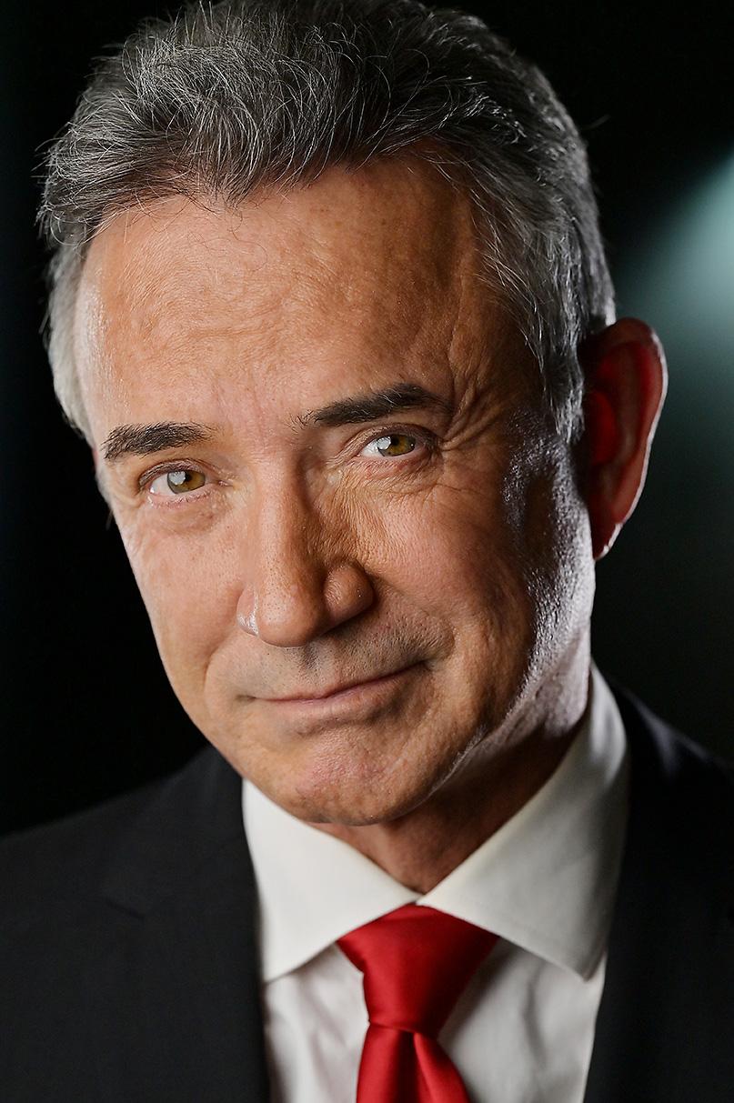 actor Douglas Olsson large photo