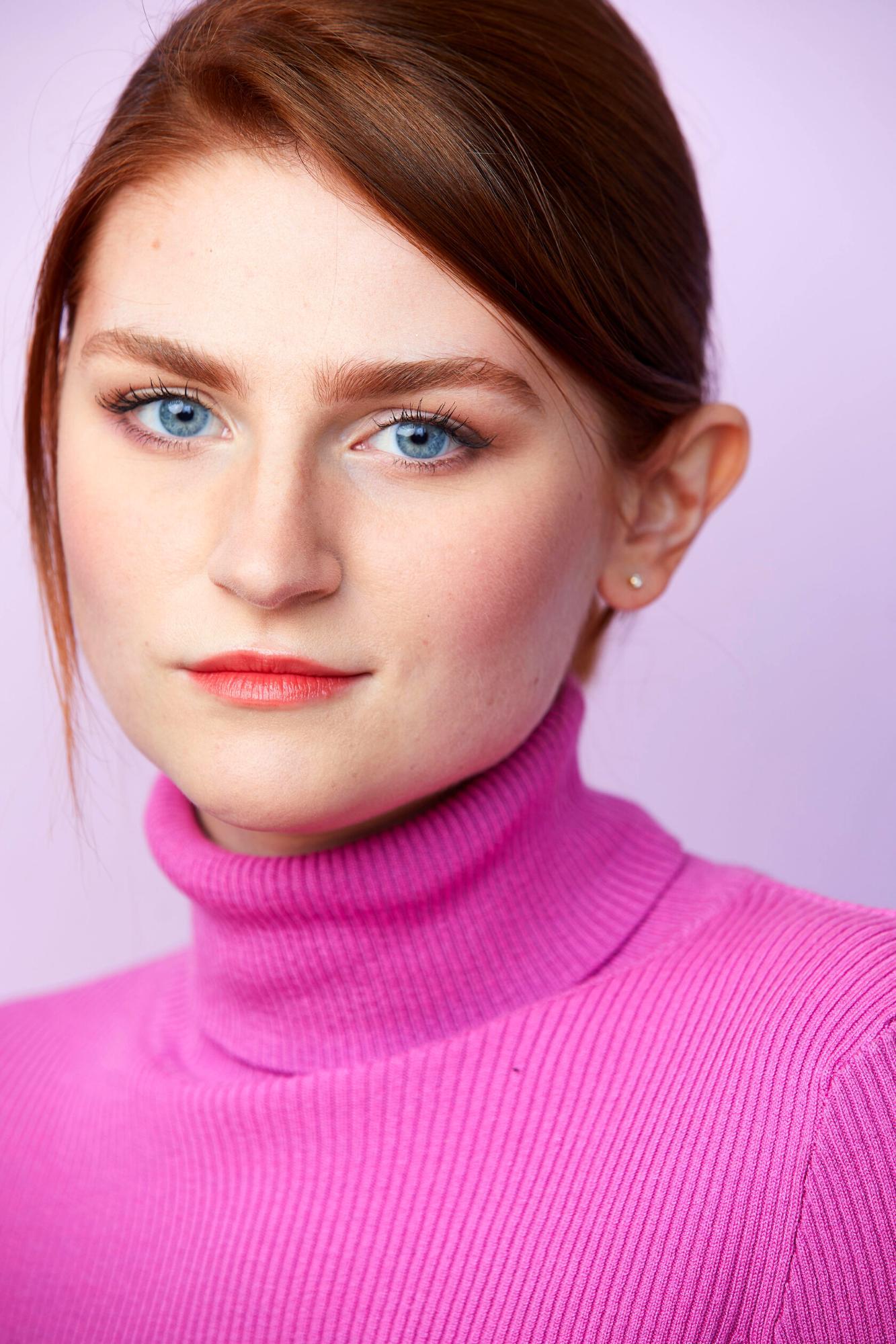 actor Jessica Ruth Bell large photo