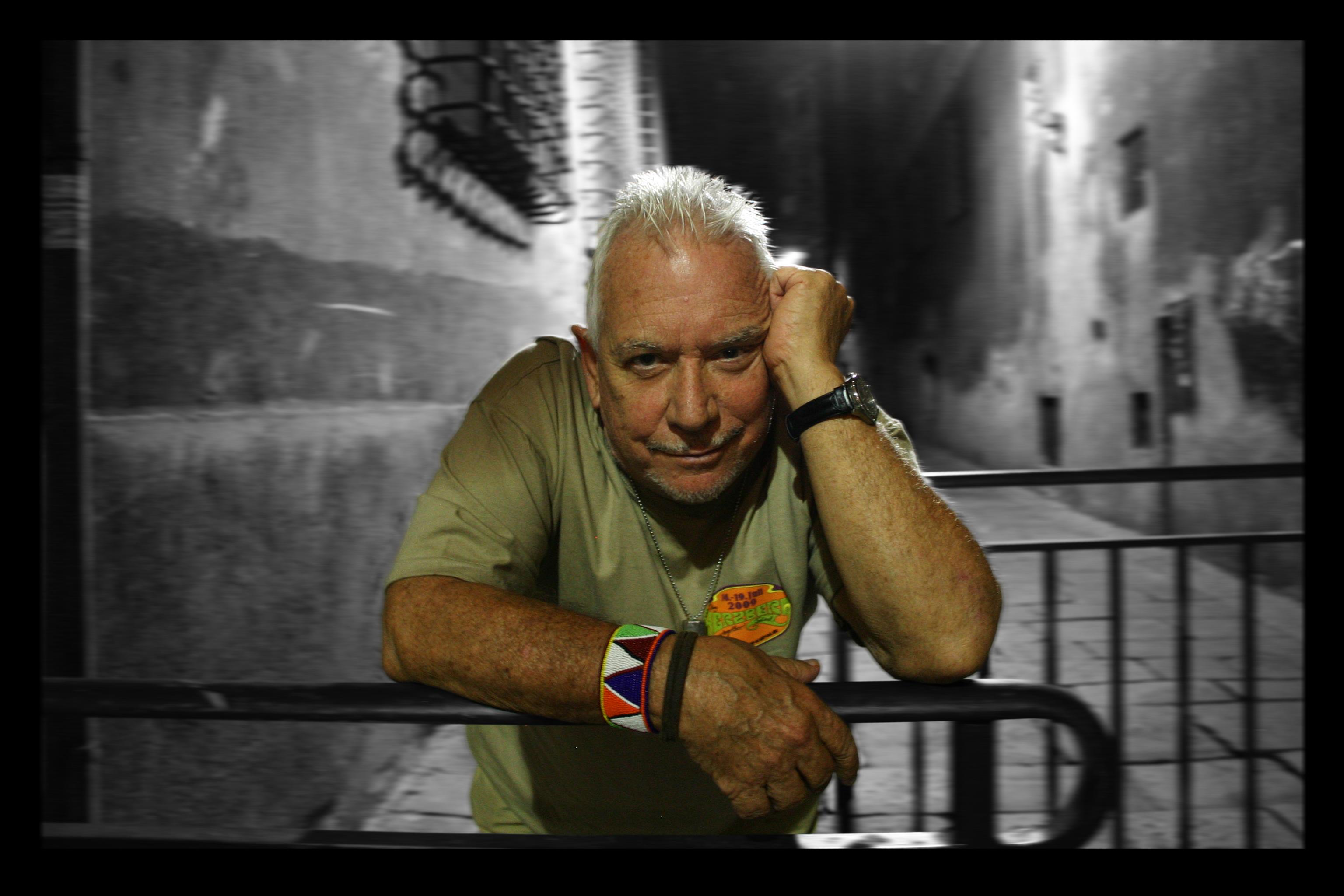 actor Eric Burdon large photo
