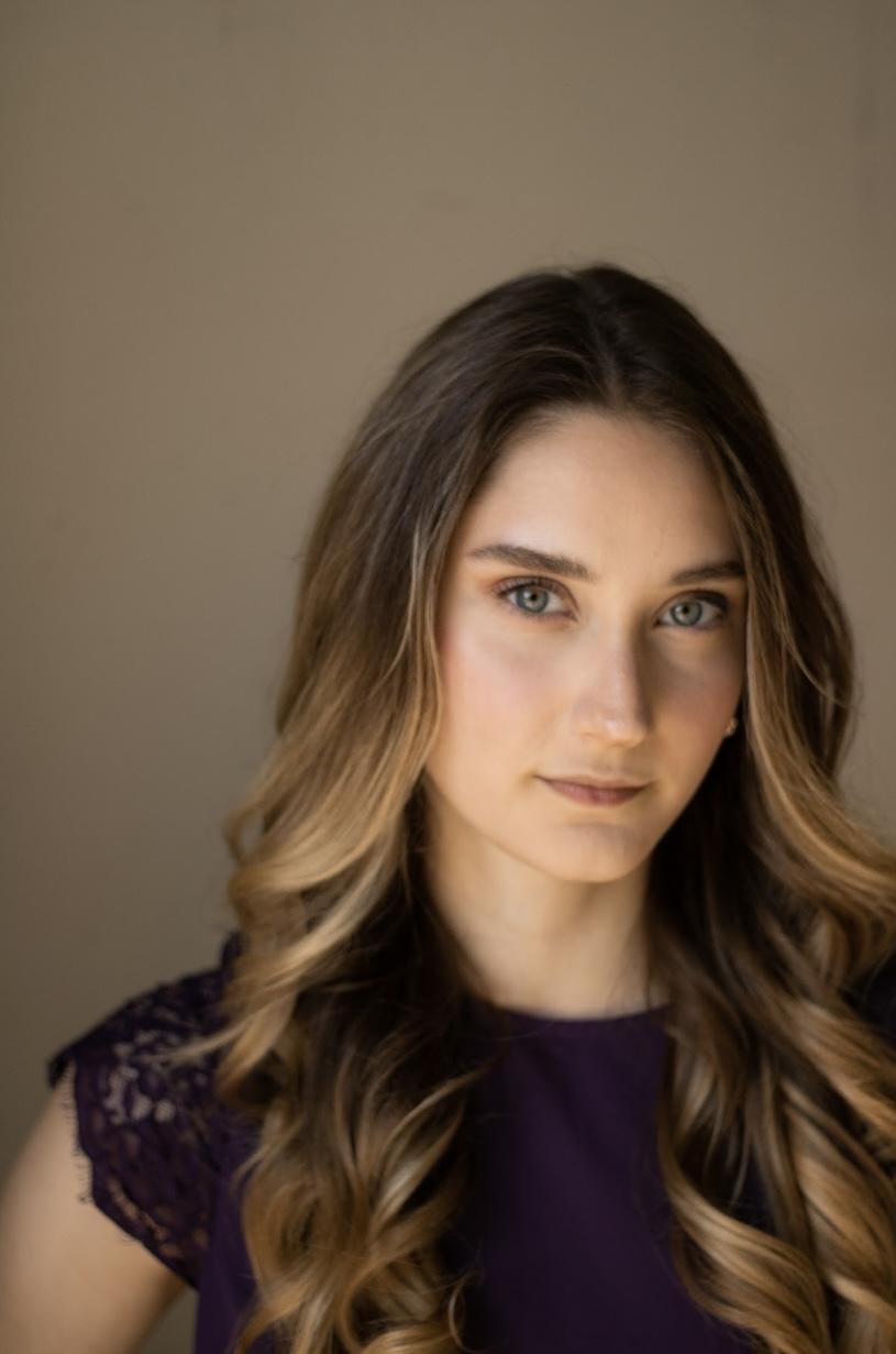 actor Maya Kash large photo