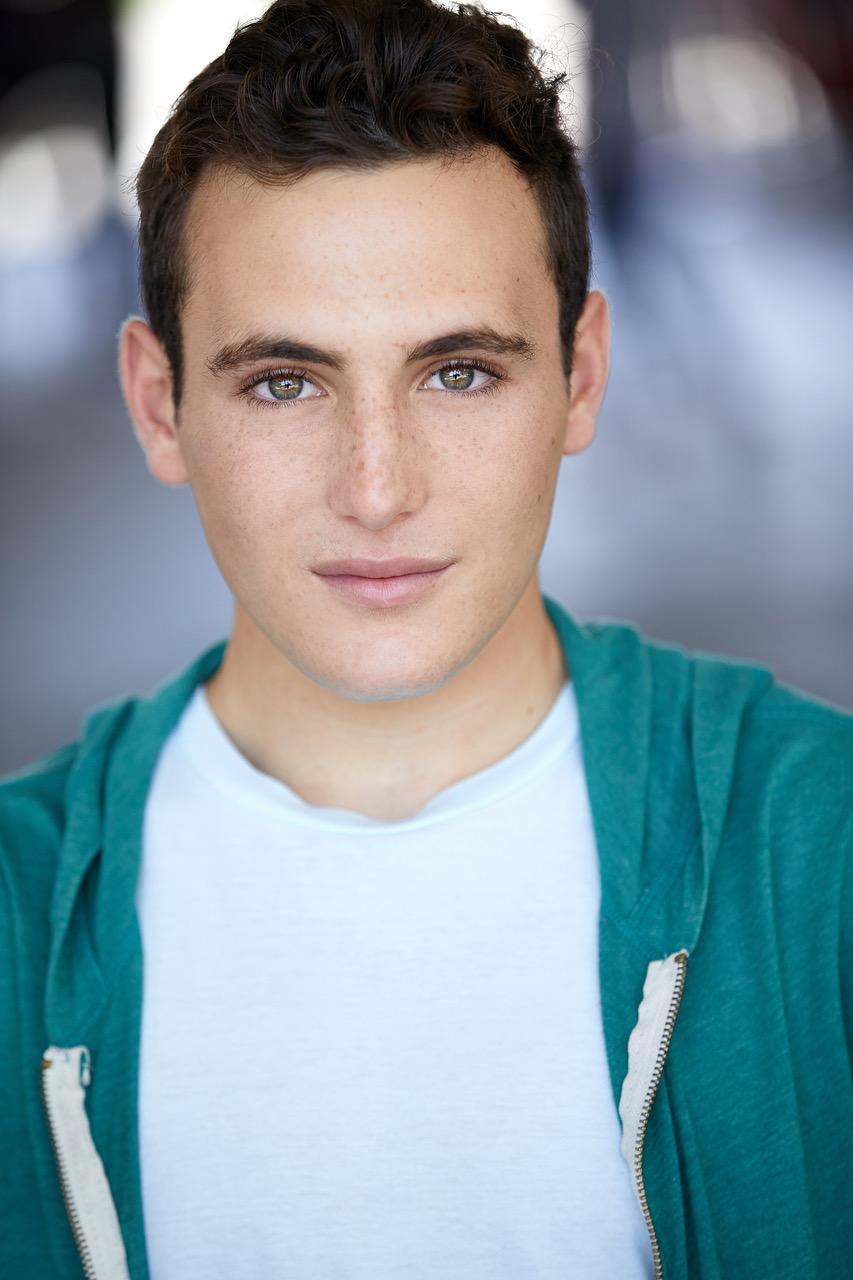 actor Edaan Moskowitz large photo