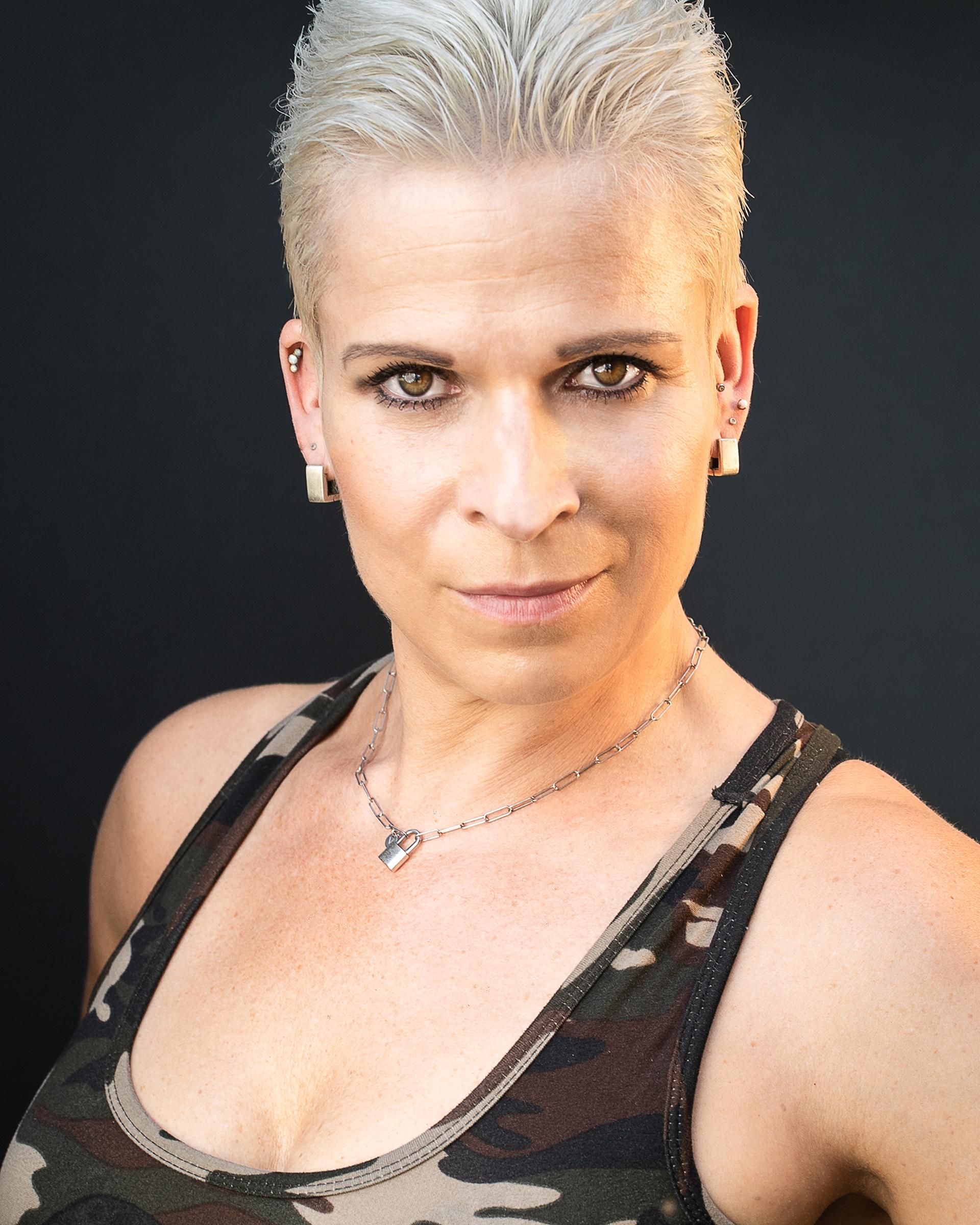 actor Sandra Glagla large photo