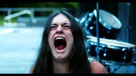 Trailer thumbnail