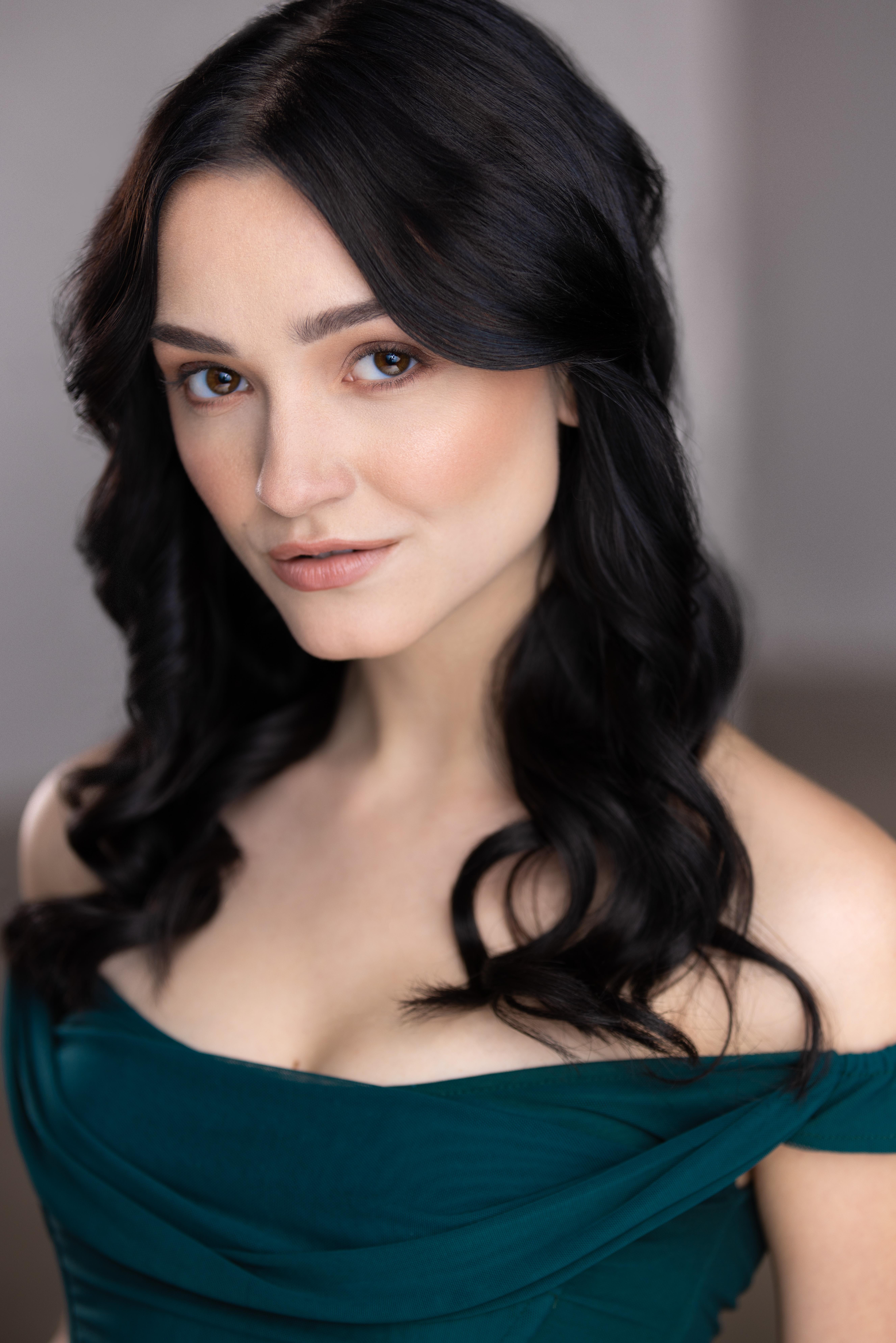 actor Jenna Gilmer large photo