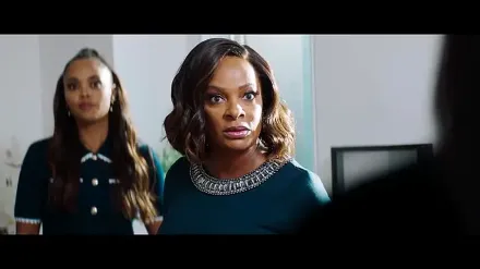 Trailer thumbnail