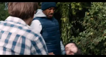 Trailer thumbnail