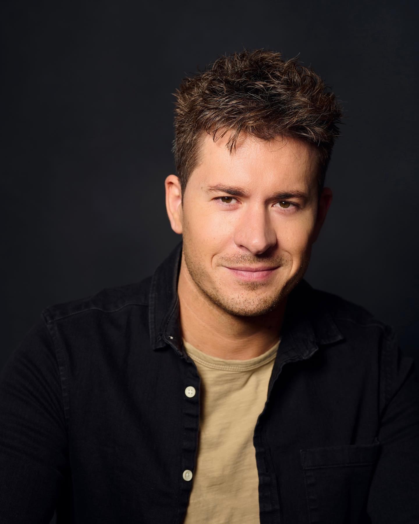 actor Jon Cioffi large photo