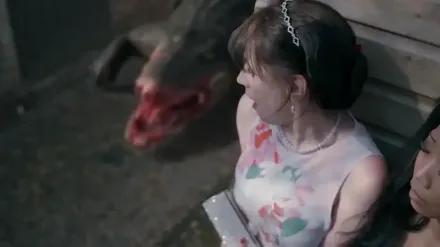 Trailer thumbnail