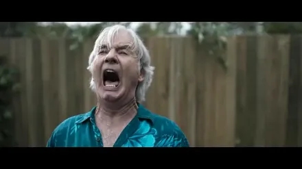 Trailer thumbnail