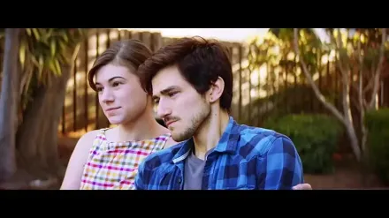 Trailer thumbnail