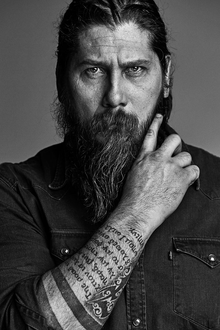 actor Kalle Hennie large photo