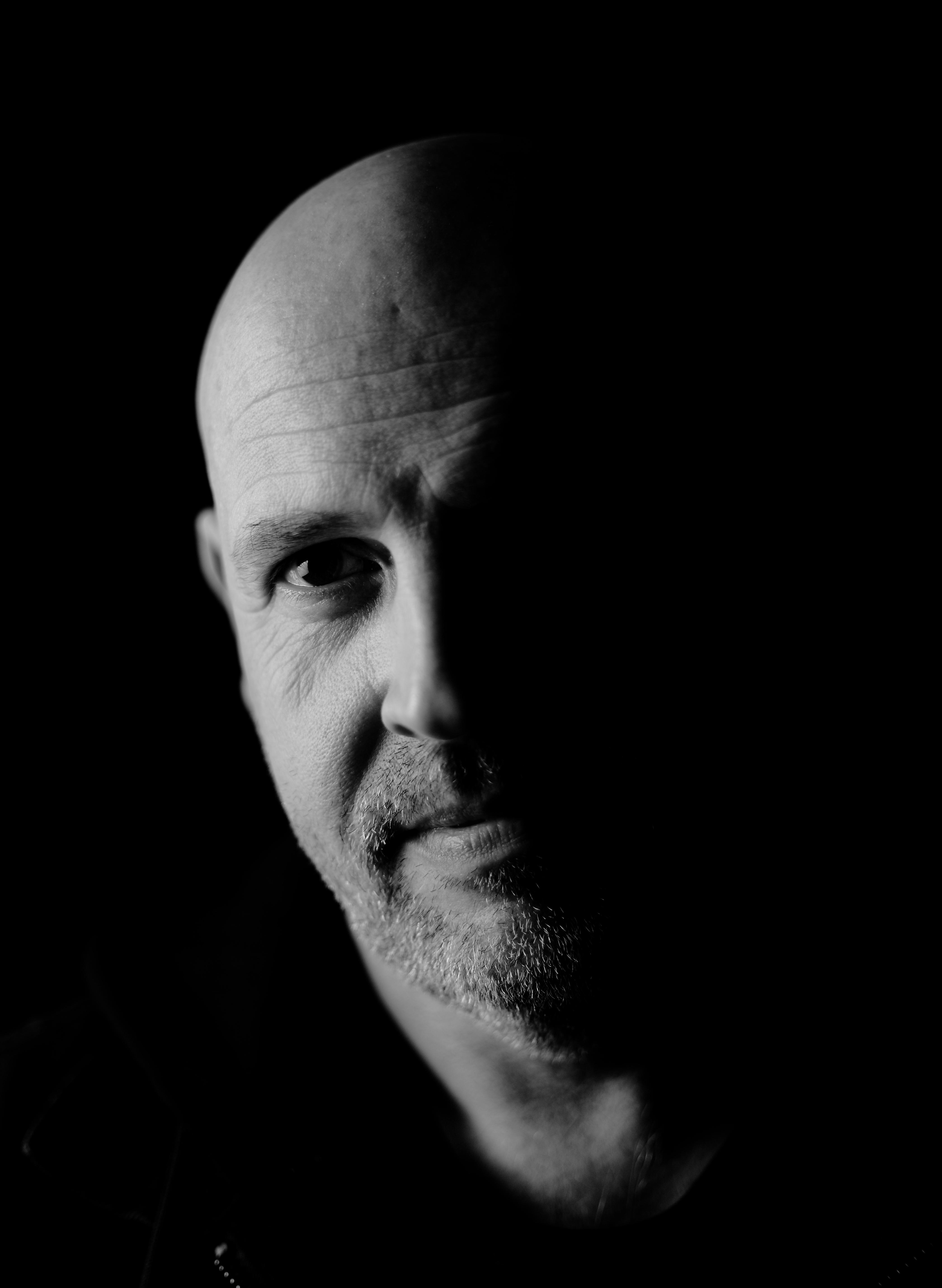 actor Dean Meadows large photo