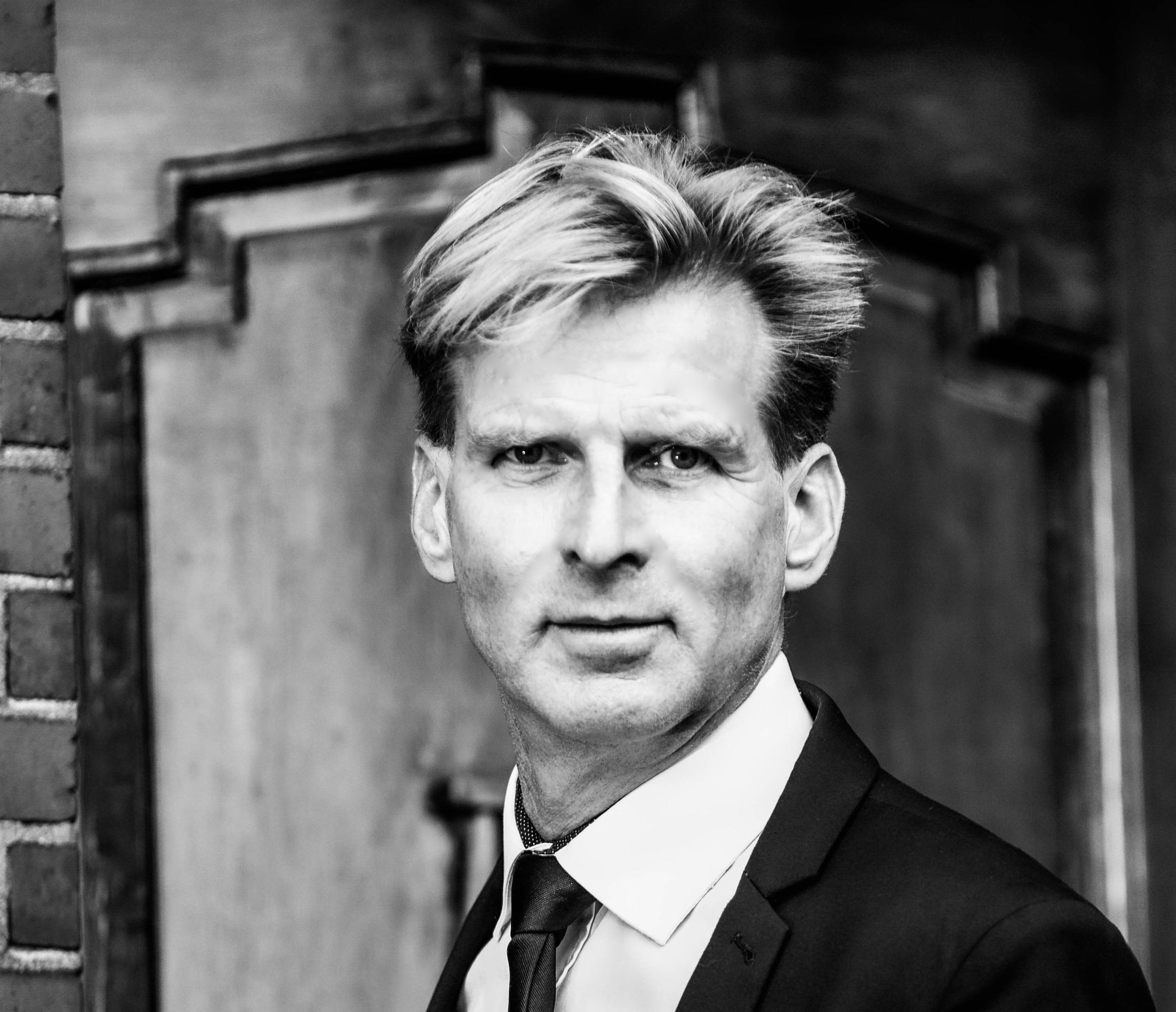 actor Jeroen Rienks large photo