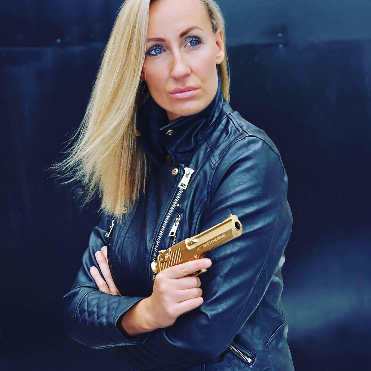 actor Tayah Kansik large photo