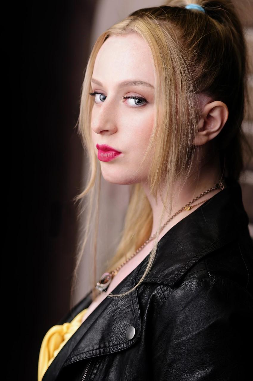 actor Avalon Rayne large photo