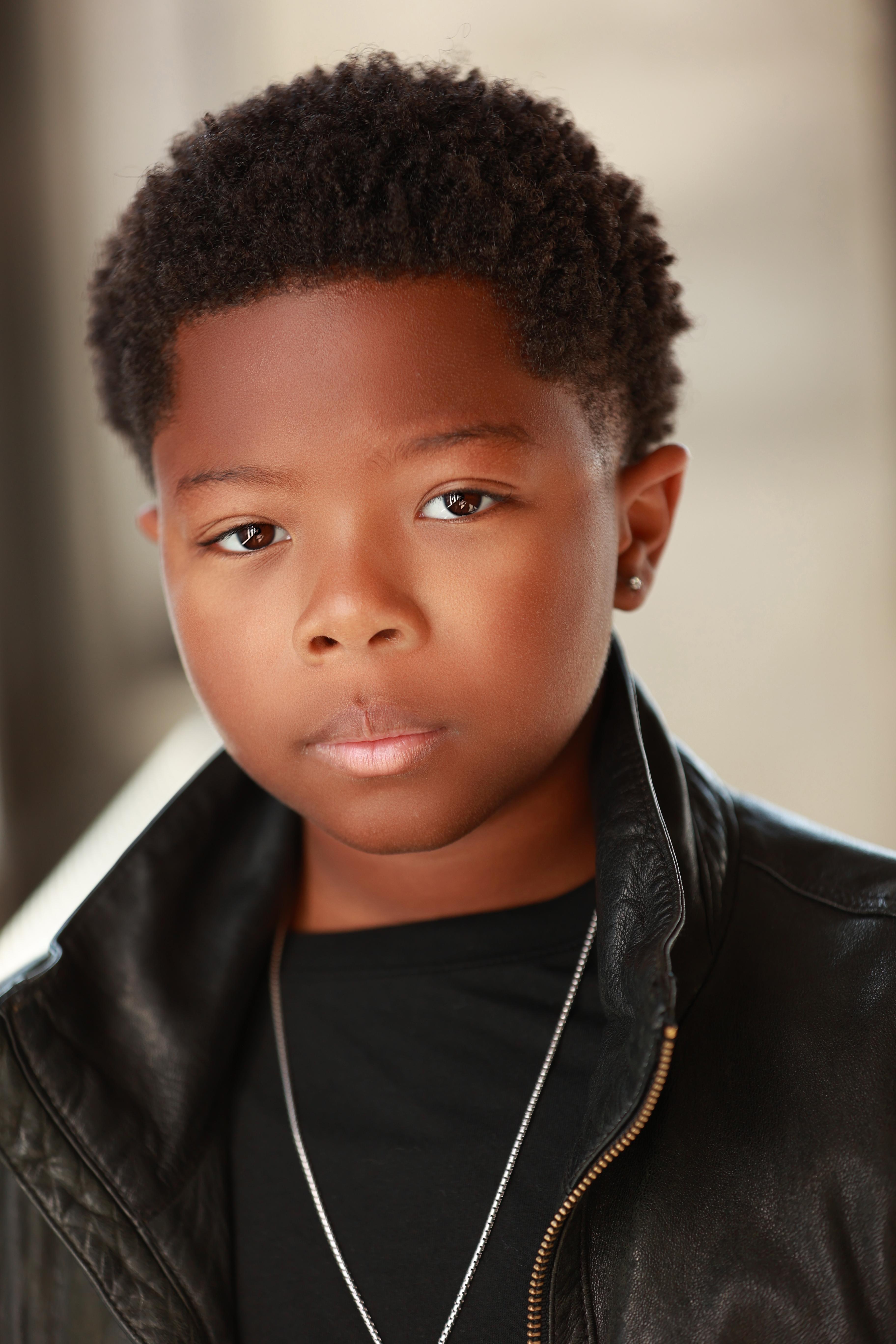 actor Byron Isaiah large photo