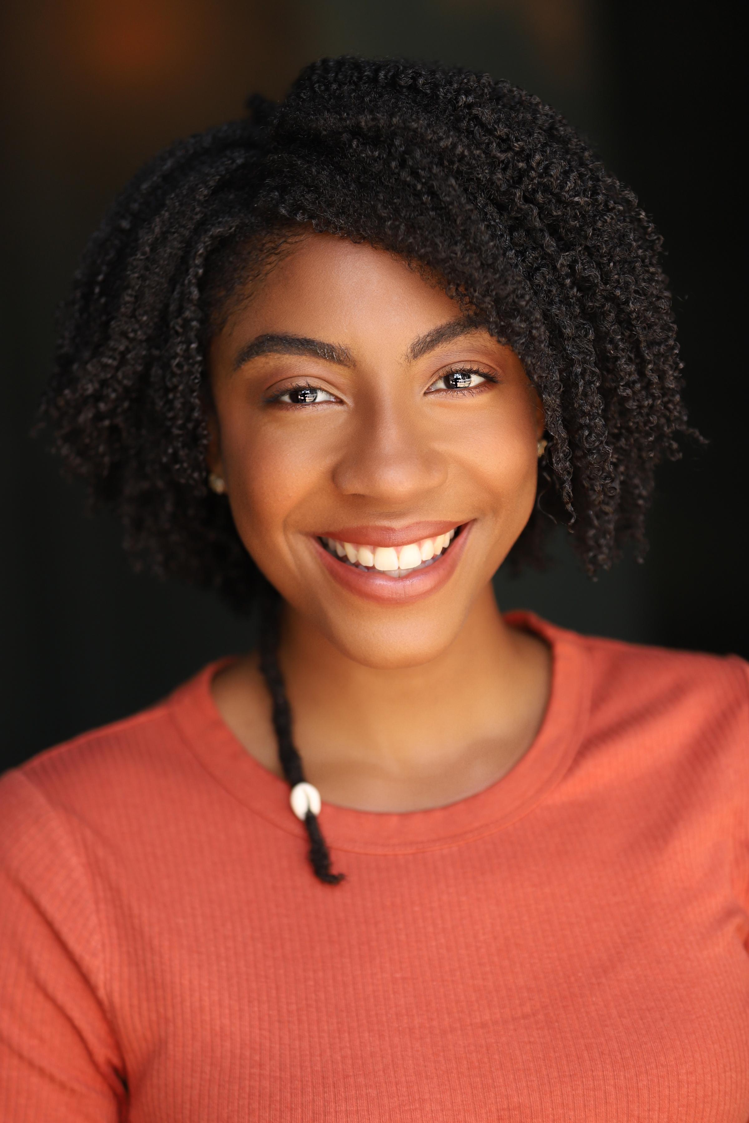 actor Cynethia McClendon large photo