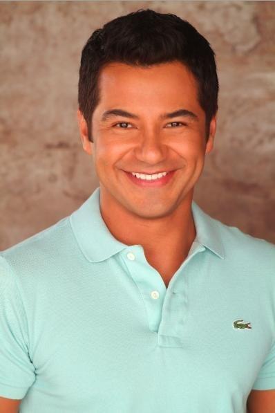 actor Ermahn Ospina large photo