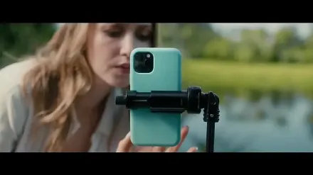 Trailer thumbnail