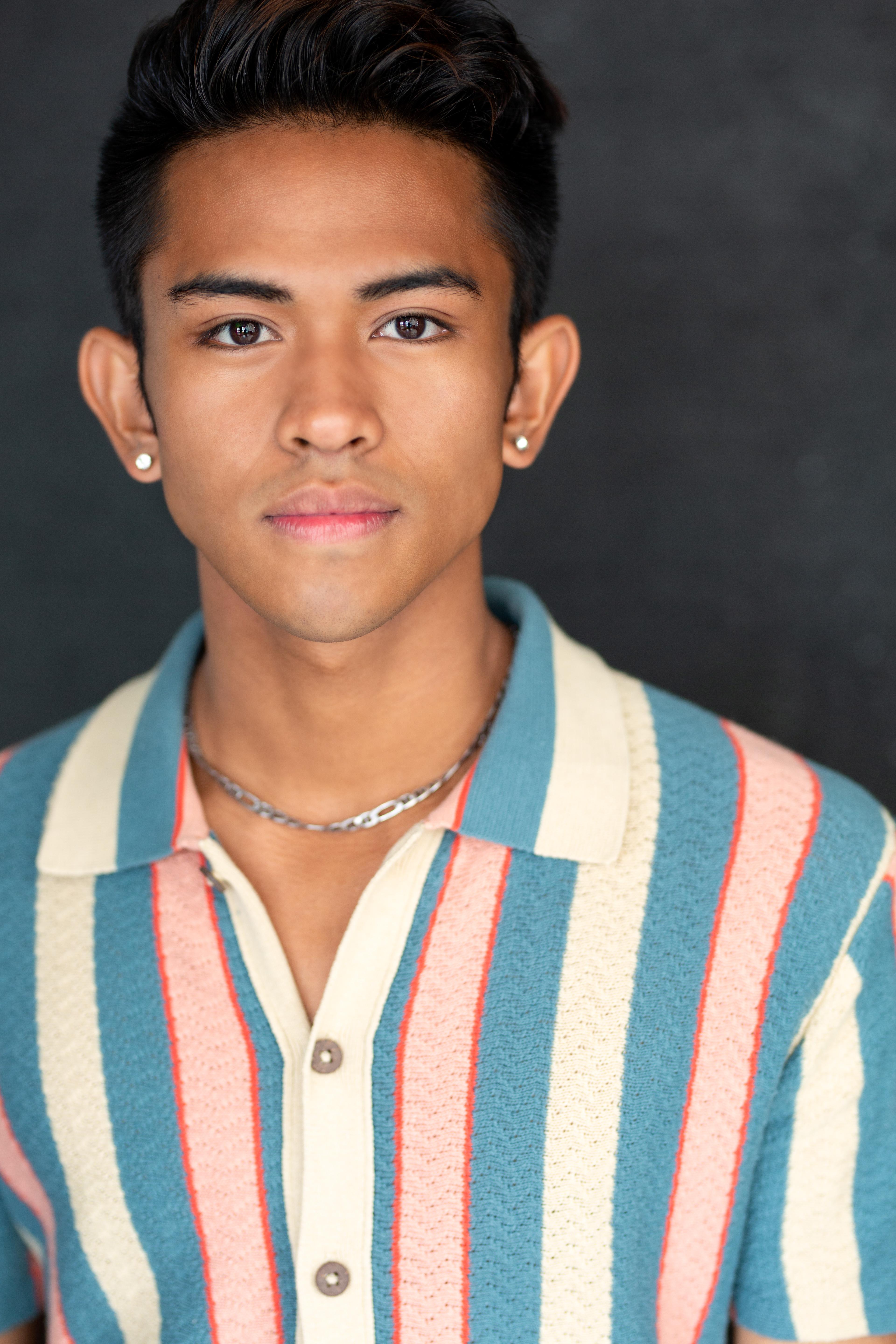 actor Jericho Cabinas large photo