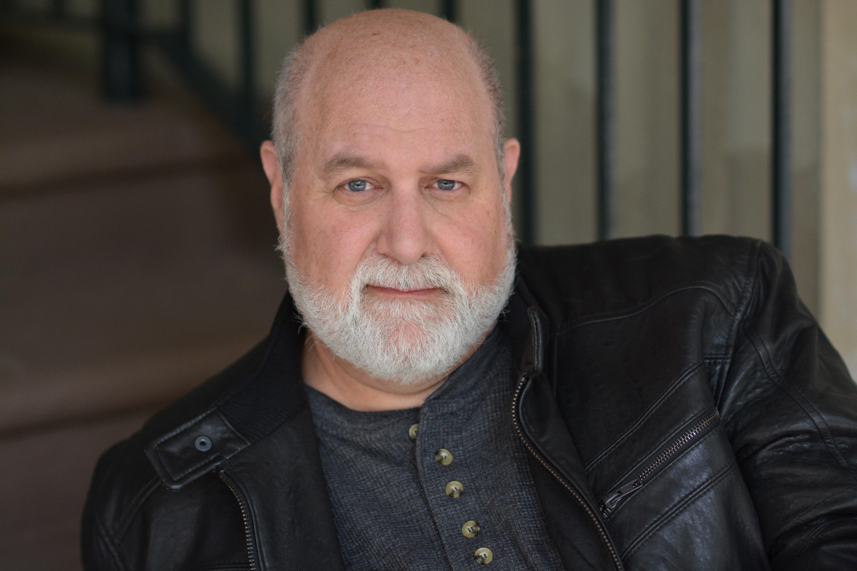 actor Greg Rusin large photo