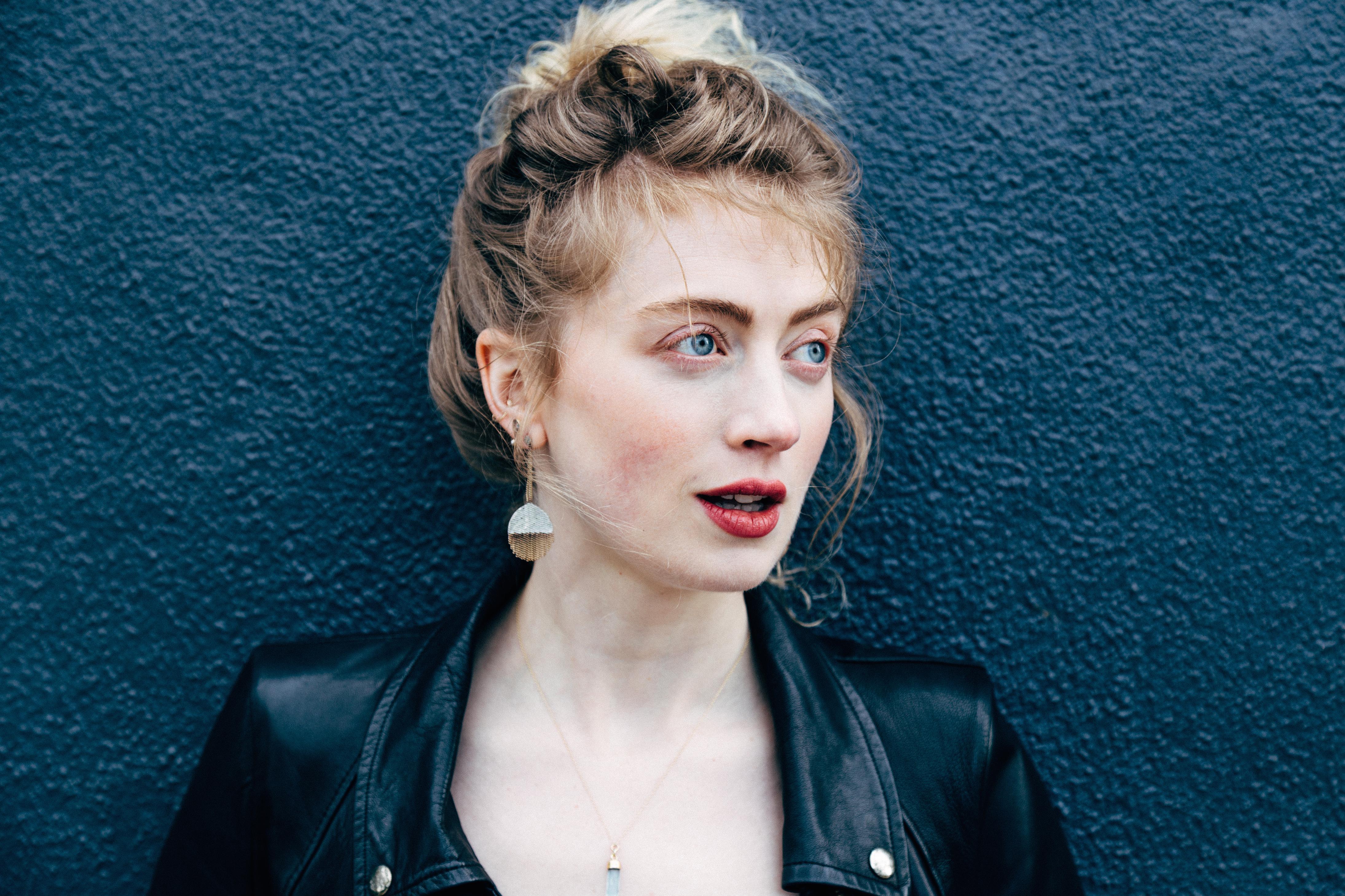 actor Rosalie Lowe large photo