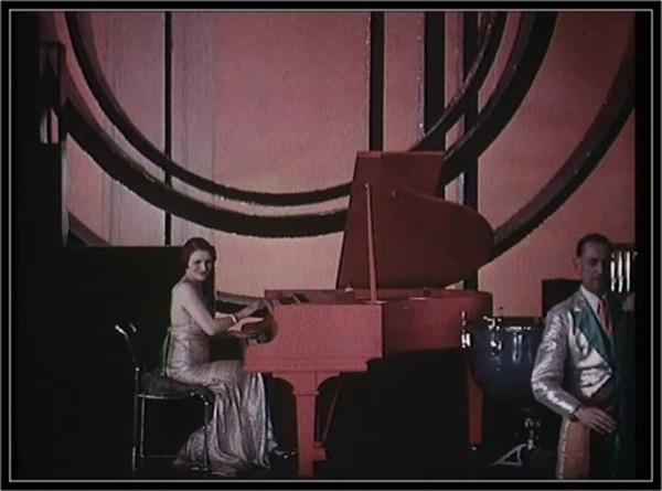 actor Peggy Cochrane large photo