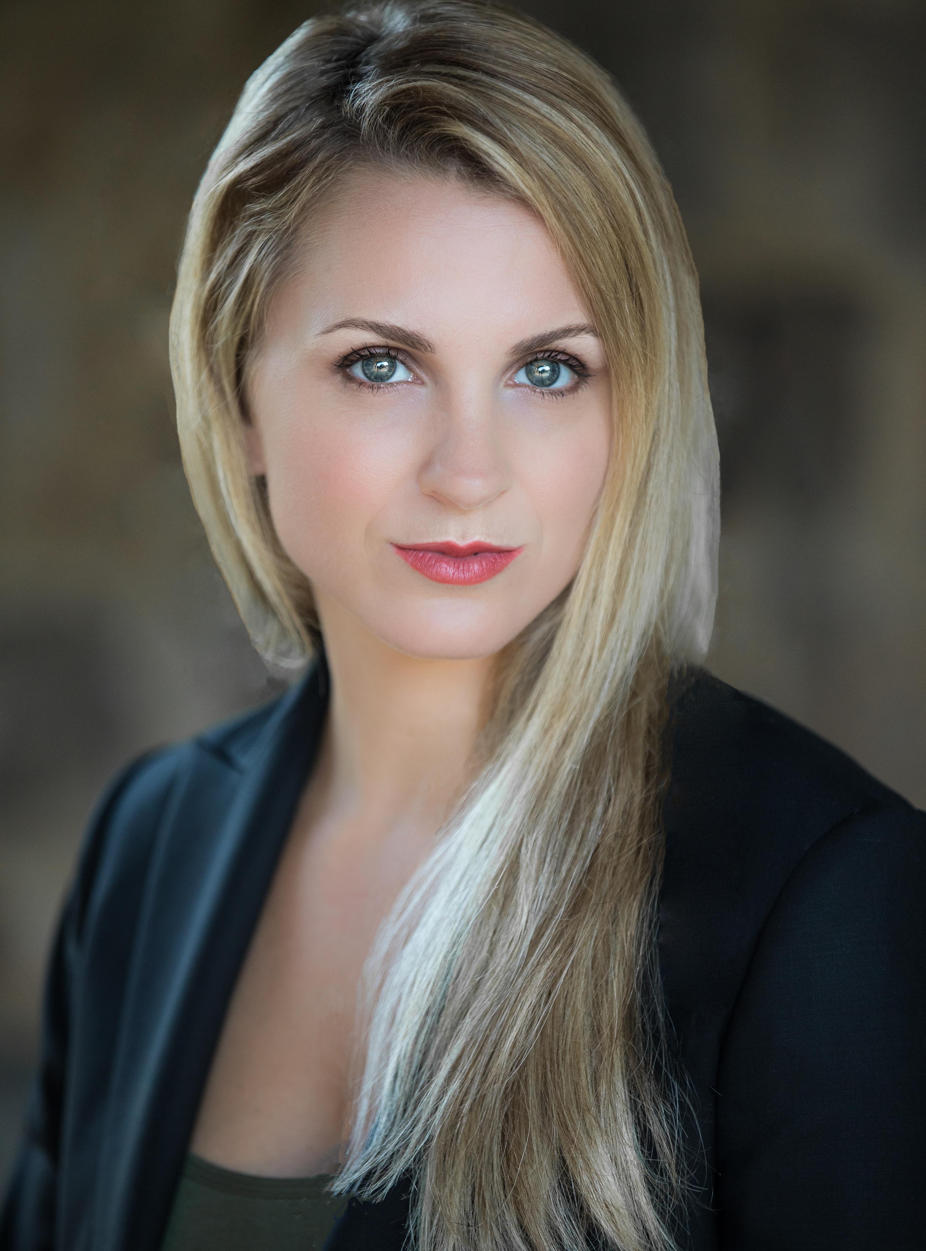 actor Erin Elizabeth Feest large photo