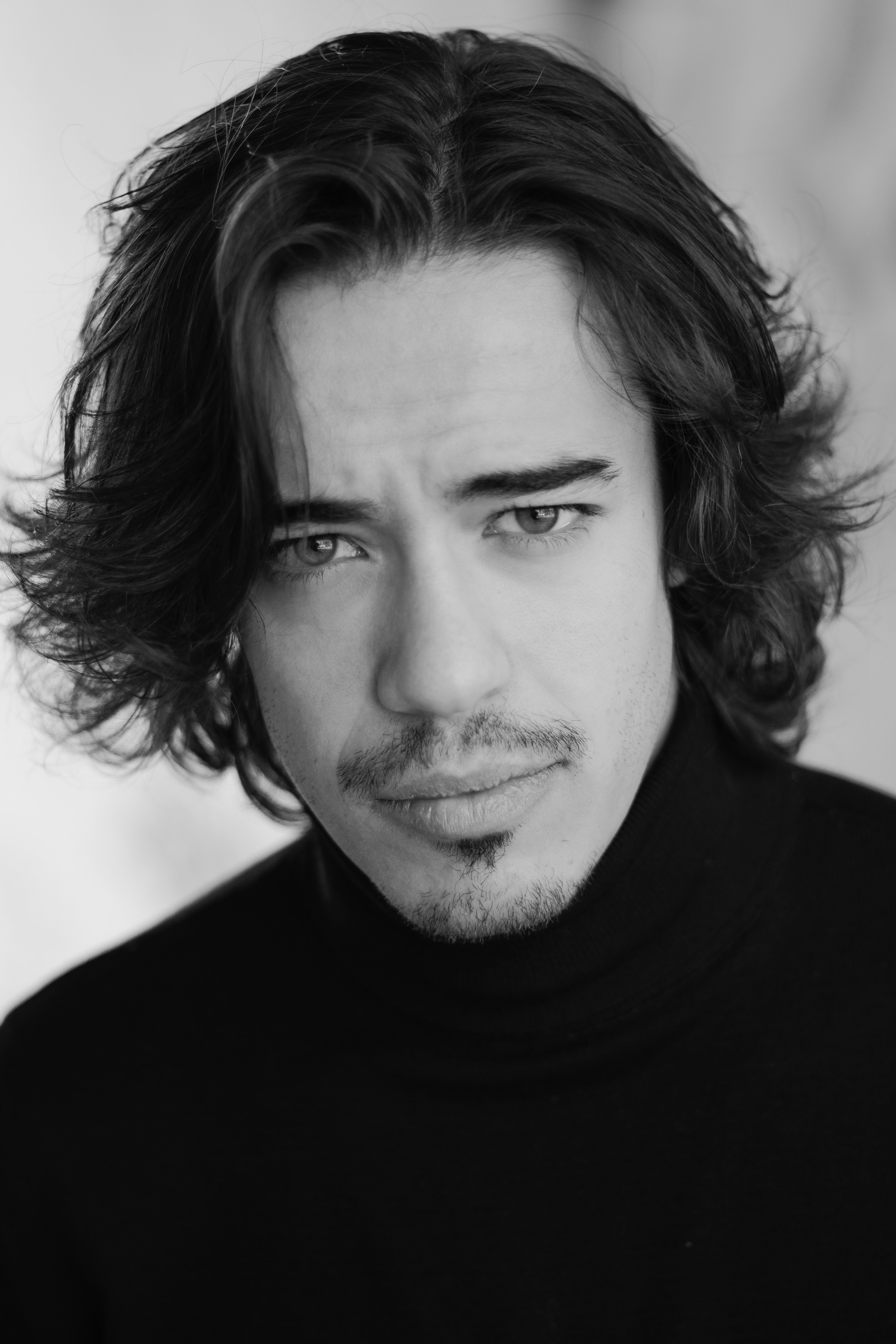 actor Miguel Ribeiro large photo