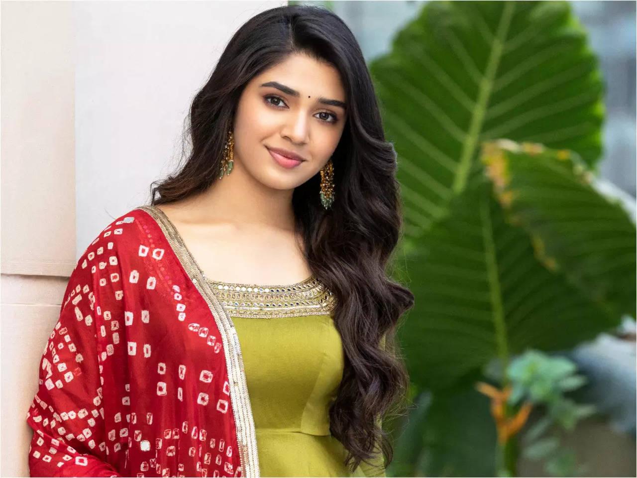 actor Krithi Shetty large photo