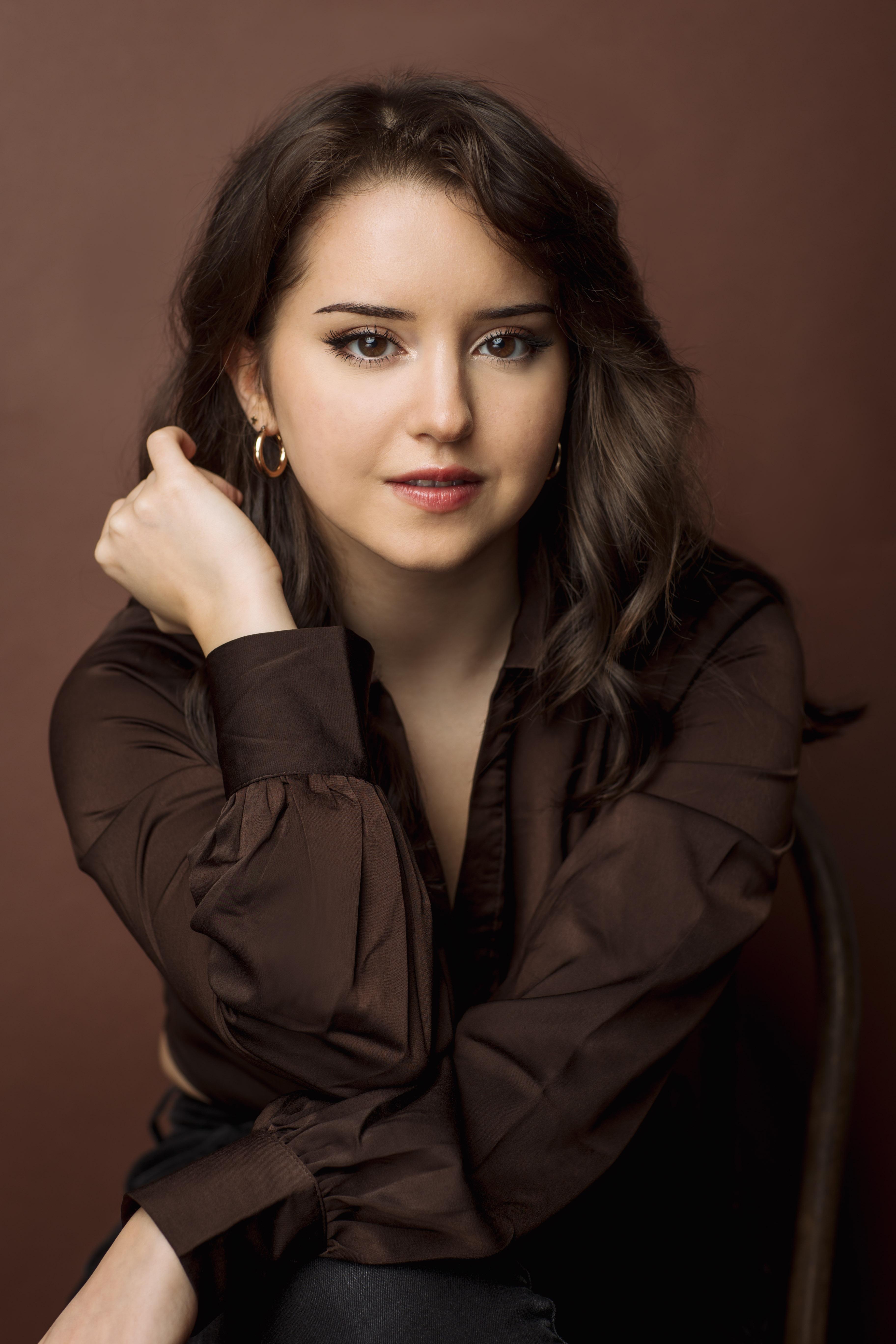 actor Andrea Abreu large photo