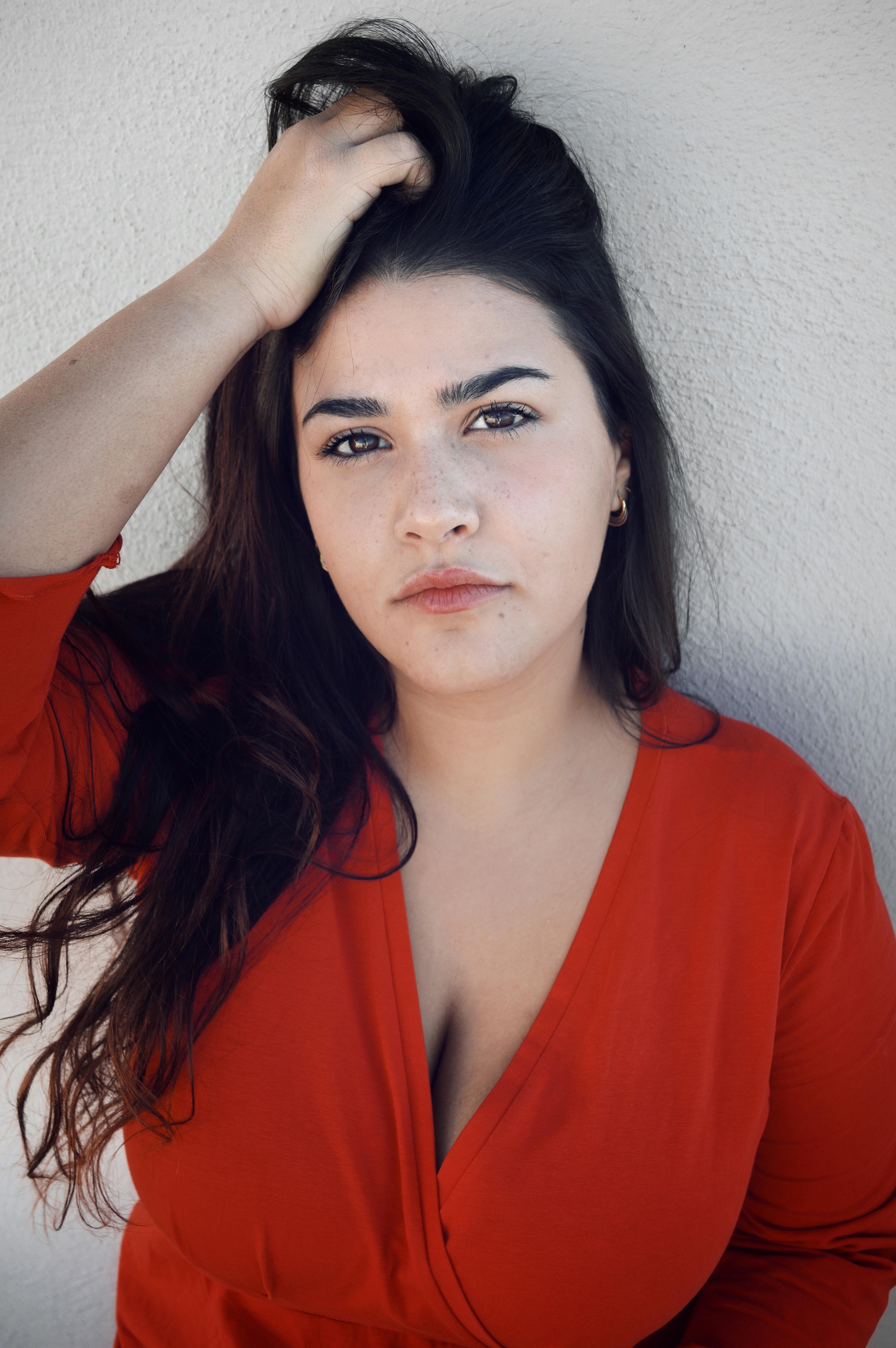 actor Miriam Nicolosi large photo