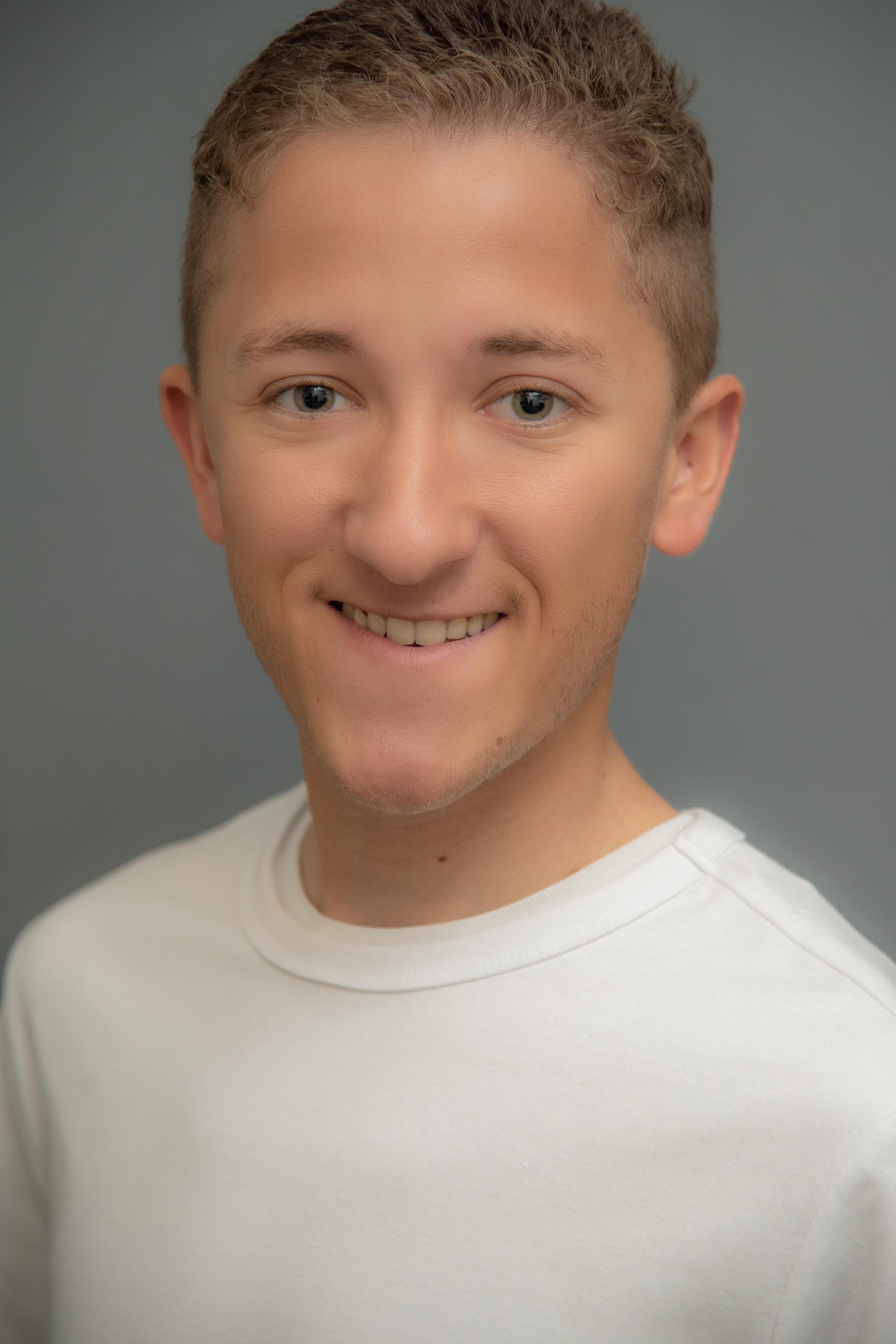 actor Nickolas Wolf large photo