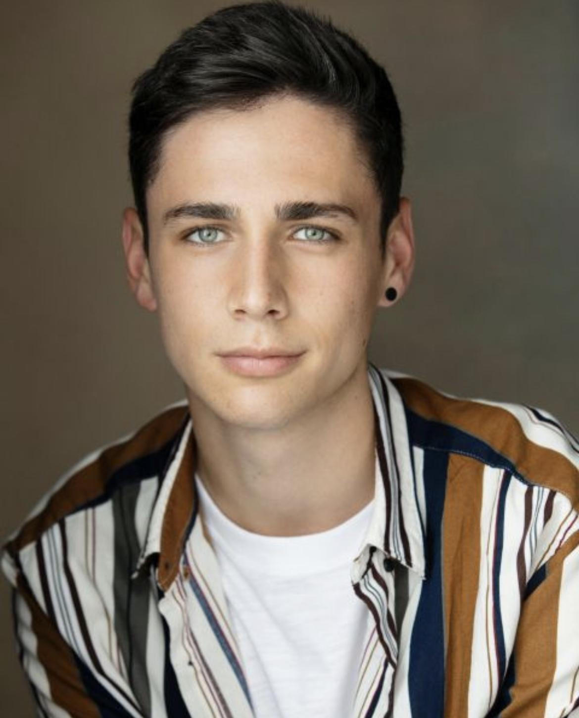 actor Connor Powles large photo