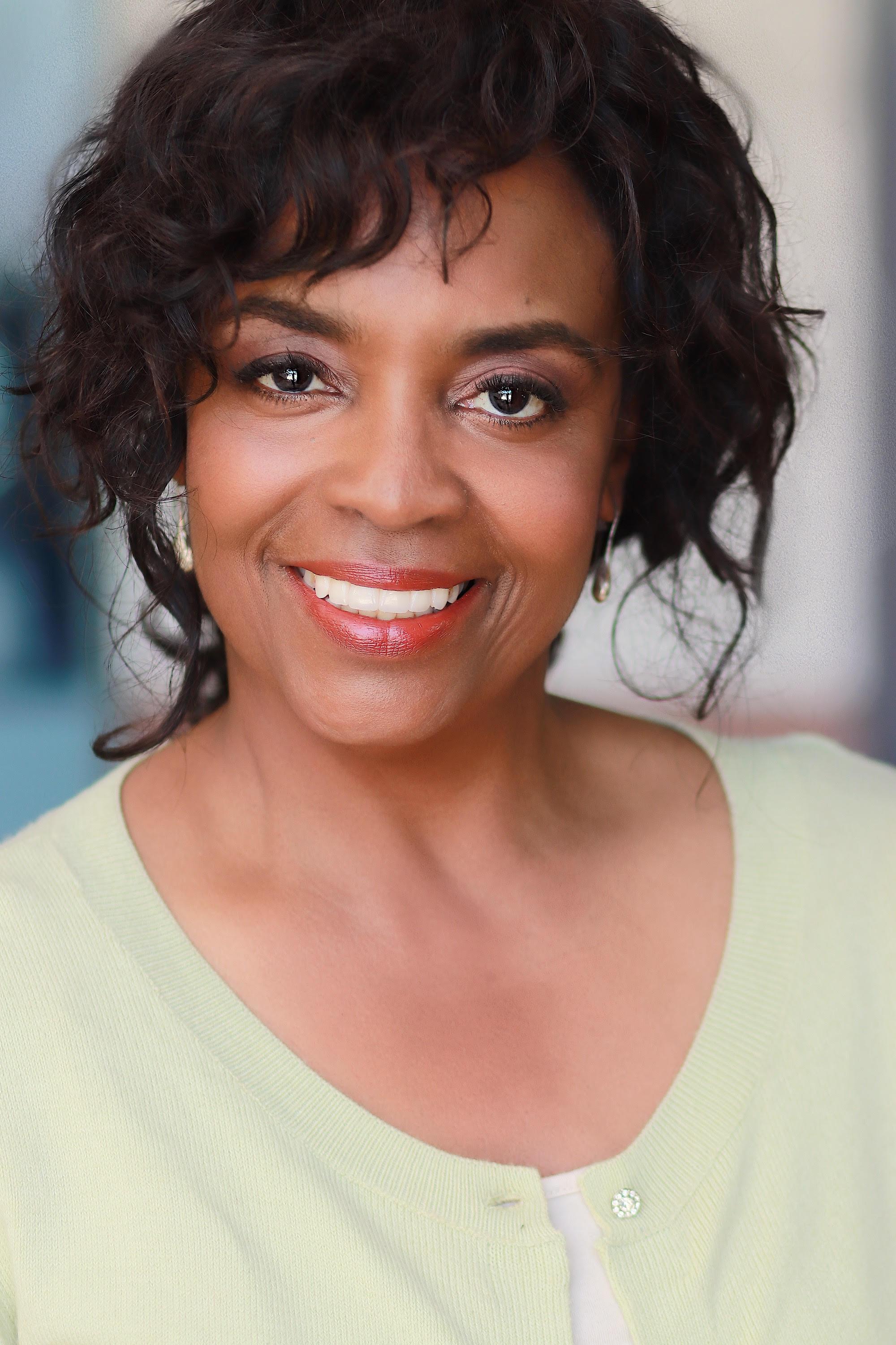 actor Andi Chapman large photo