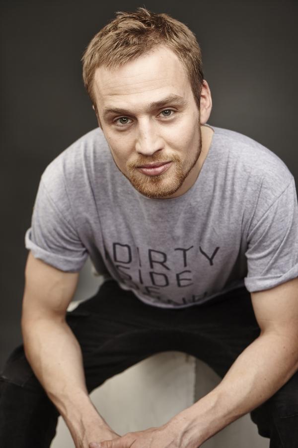 actor Mateusz Janicki large photo